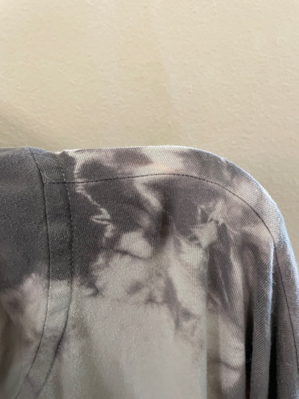 PINK by Victoria's Secret Gray & Charcoal Tie-Dye Quarter Zip Pullover SZ L - Picture 4 of 4
